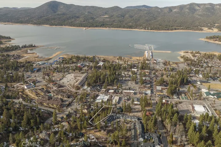 725 Cameron, Big Bear Lake, California 92315