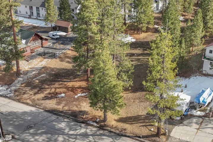 725 Cameron, Big Bear Lake, California 92315
