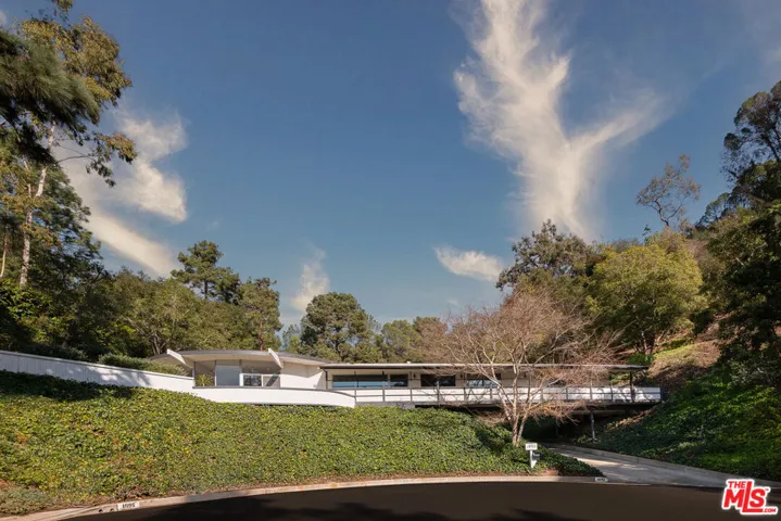 1892 Kimberly Lane, Los Angeles, California 90049