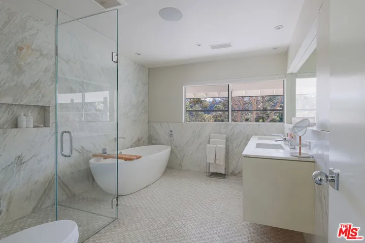 1892 Kimberly Lane, Los Angeles, California 90049