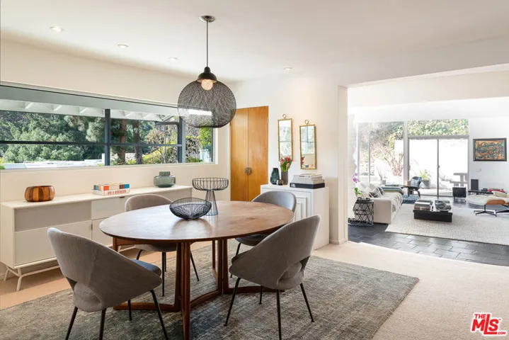 1892 Kimberly Lane, Los Angeles, California 90049