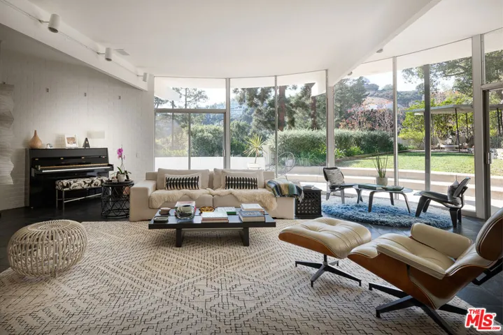 1892 Kimberly Lane, Los Angeles, California 90049