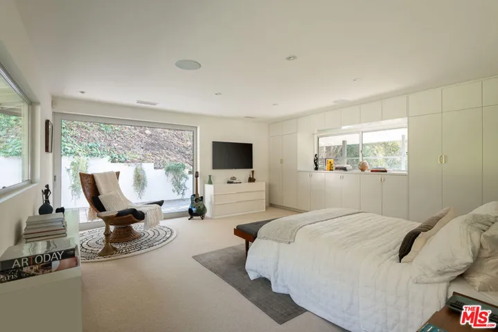 1892 Kimberly Lane, Los Angeles, California 90049