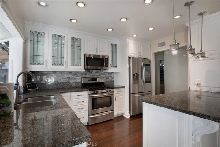 45 Amberleaf 119, Irvine, California 92614