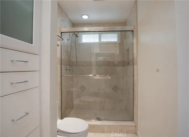 45 Amberleaf 119, Irvine, California 92614