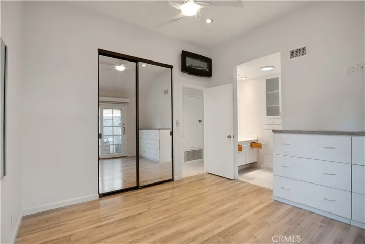 45 Amberleaf 119, Irvine, California 92614