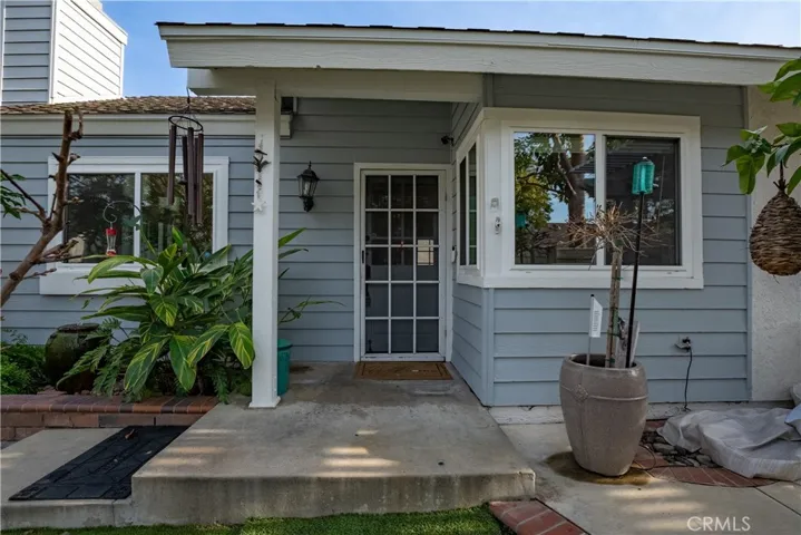 45 Amberleaf 119, Irvine, California 92614