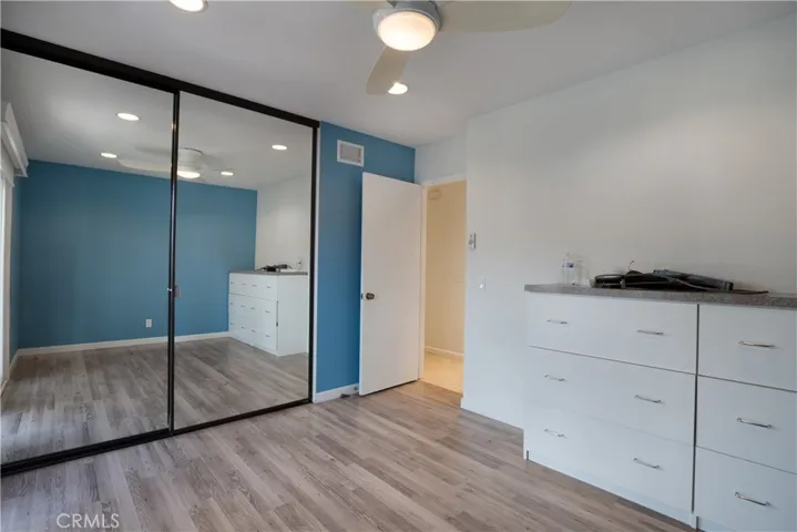 45 Amberleaf 119, Irvine, California 92614