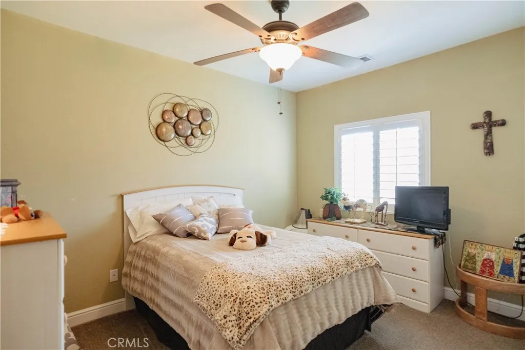6839 Mercedes Avenue, Winton, California 95388 home-pic-19