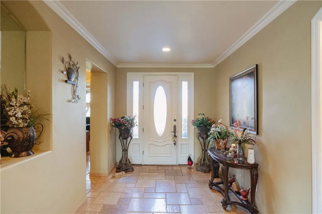 6839 Mercedes Avenue, Winton, California 95388 home-pic-5