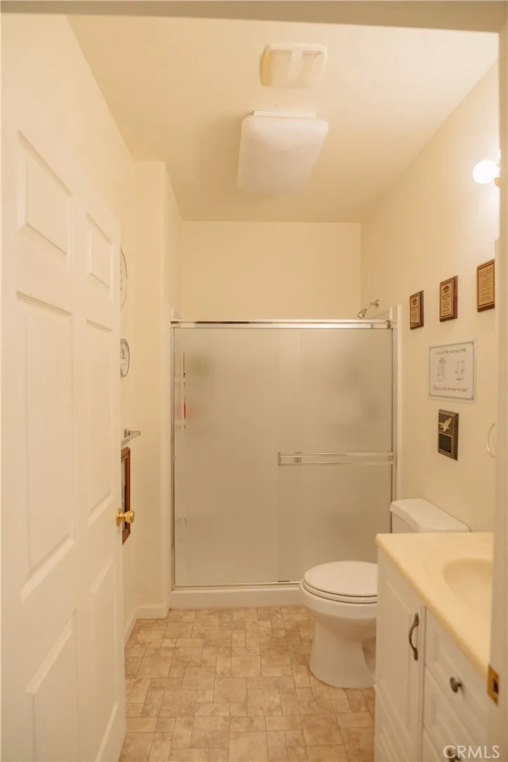 6839 Mercedes Avenue, Winton, California 95388 home-pic-43