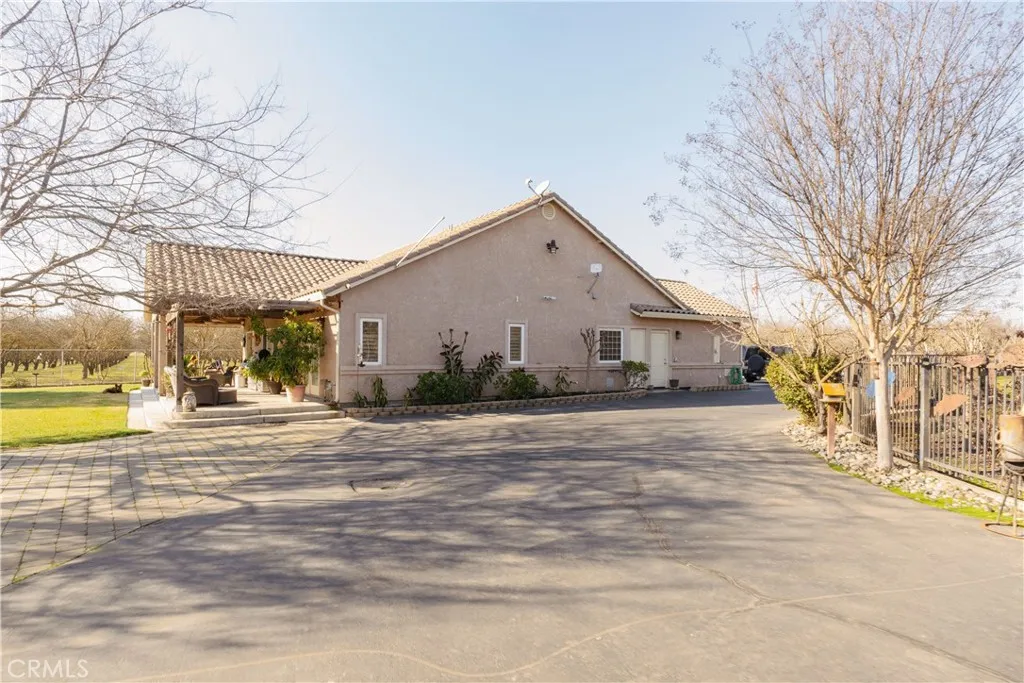 6839 Mercedes Avenue, Winton, California 95388 home-pic-62