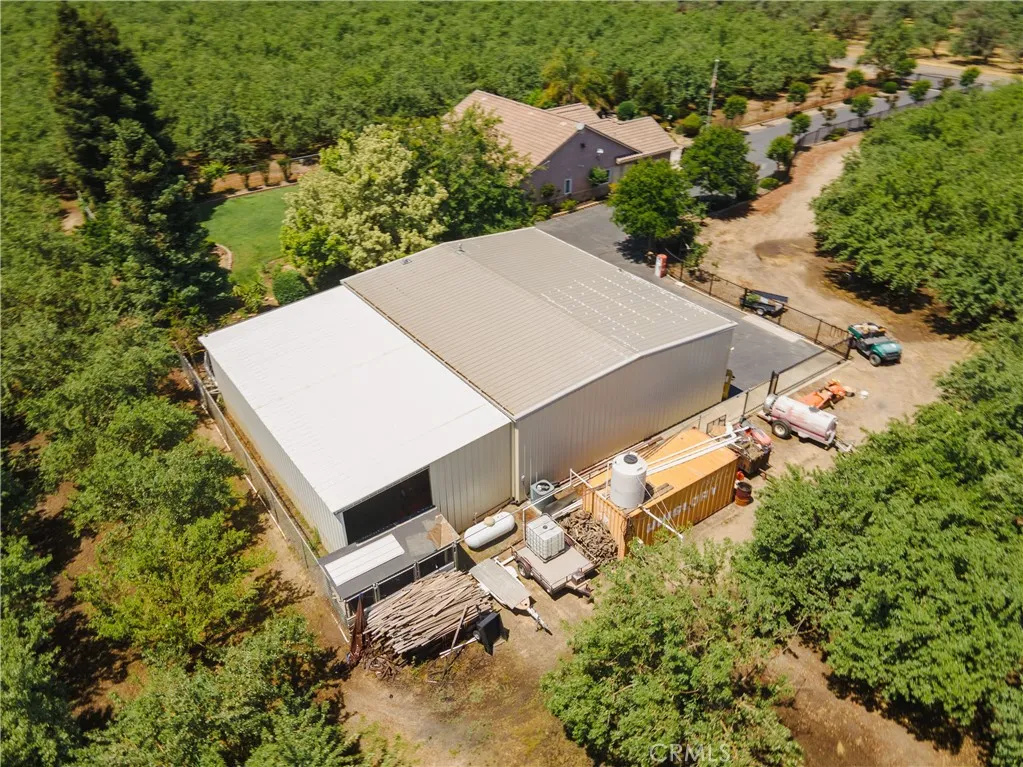 6839 Mercedes Avenue, Winton, California 95388 home-pic-61