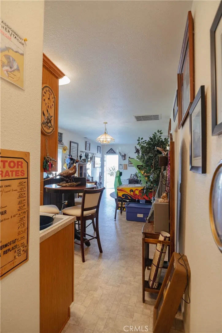 6839 Mercedes Avenue, Winton, California 95388 home-pic-52