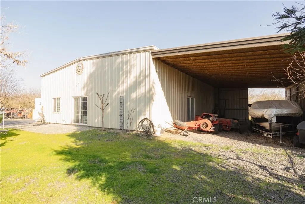 6839 Mercedes Avenue, Winton, California 95388 home-pic-64
