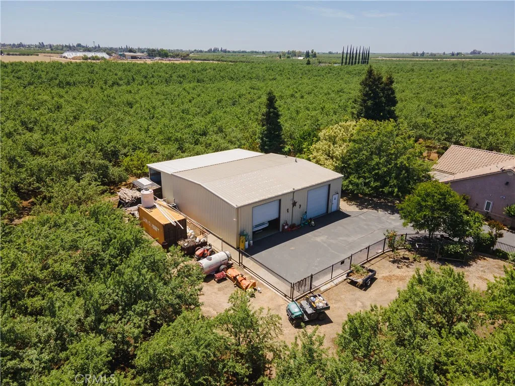 6839 Mercedes Avenue, Winton, California 95388 home-pic-57