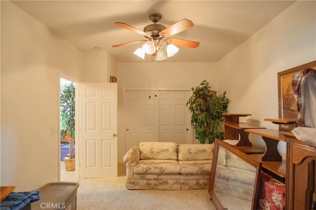 6839 Mercedes Avenue, Winton, California 95388 home-pic-39