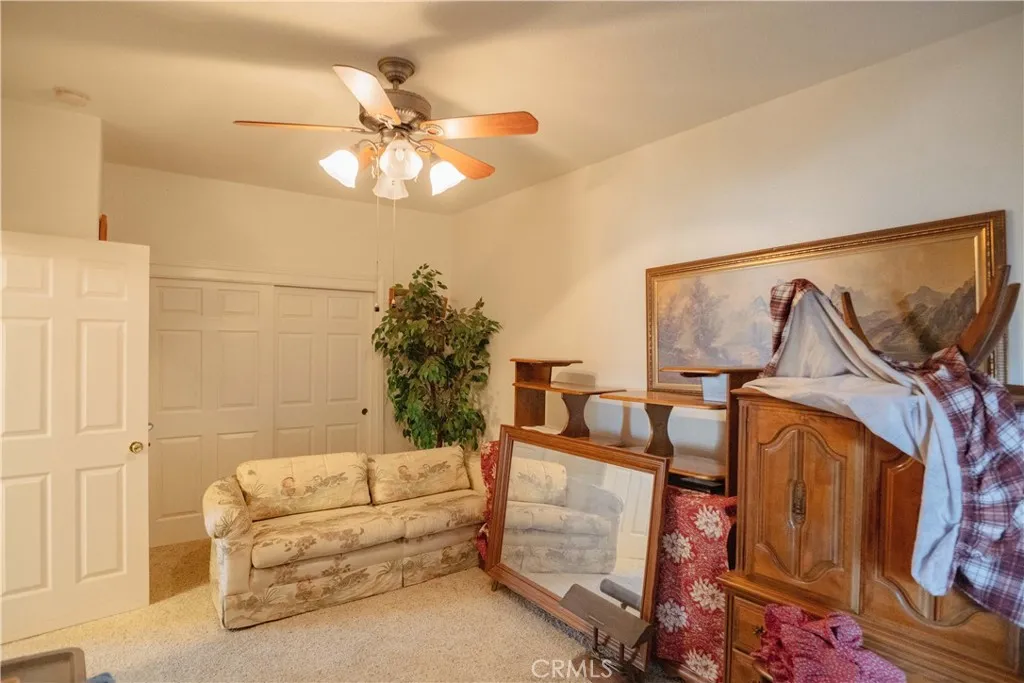 6839 Mercedes Avenue, Winton, California 95388 home-pic-40