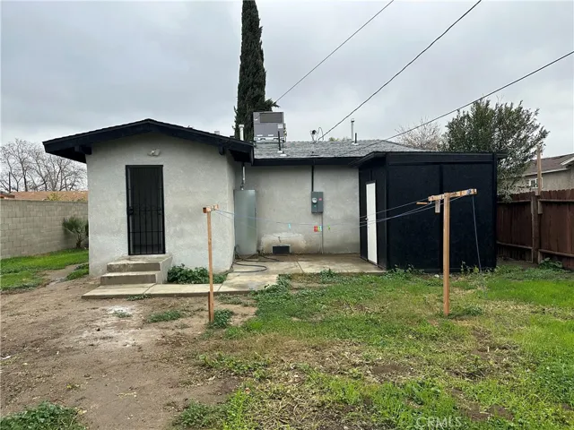 604 Sparling Avenue, Bakersfield, California 93307