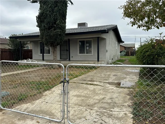 604 Sparling Avenue, Bakersfield, California 93307
