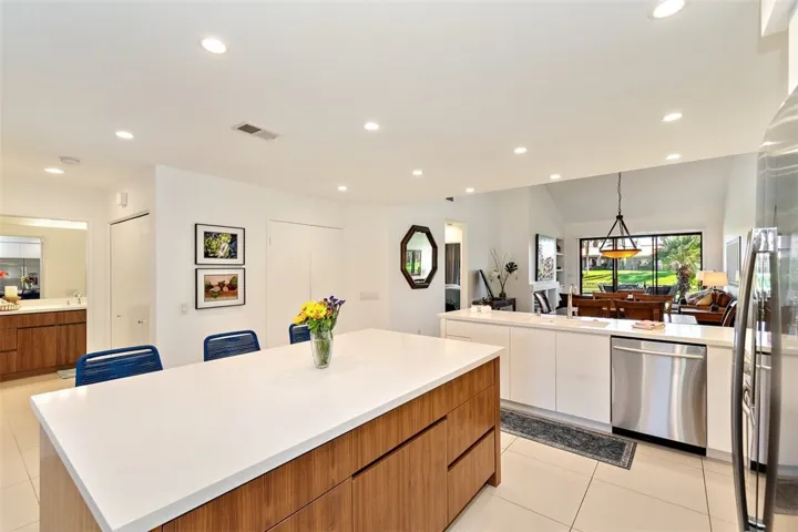Island Kitchen
