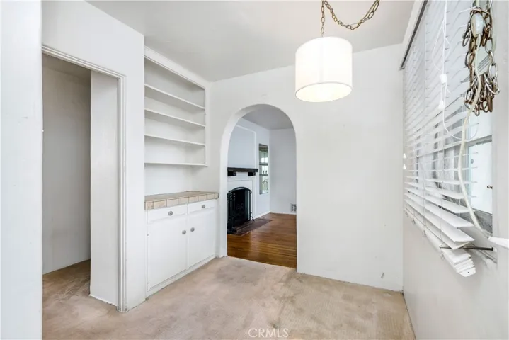 402 Aster Street, Laguna Beach, California 92651