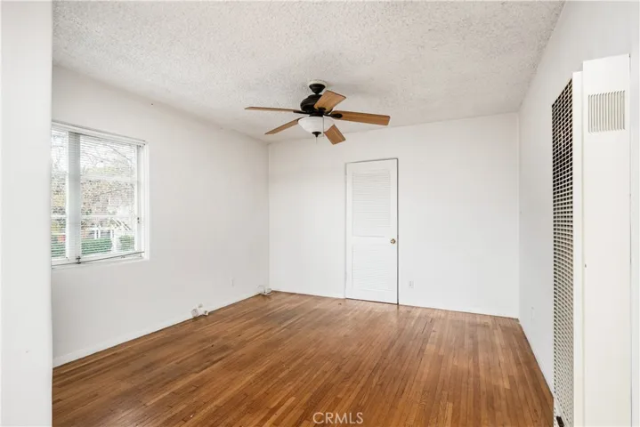 402 Aster Street, Laguna Beach, California 92651
