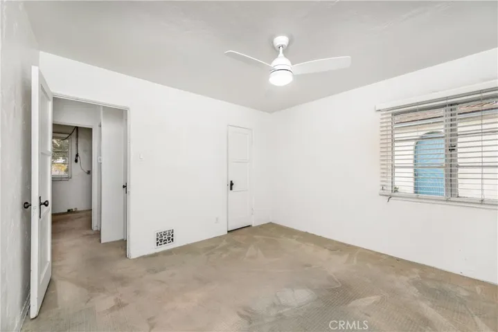 402 Aster Street, Laguna Beach, California 92651
