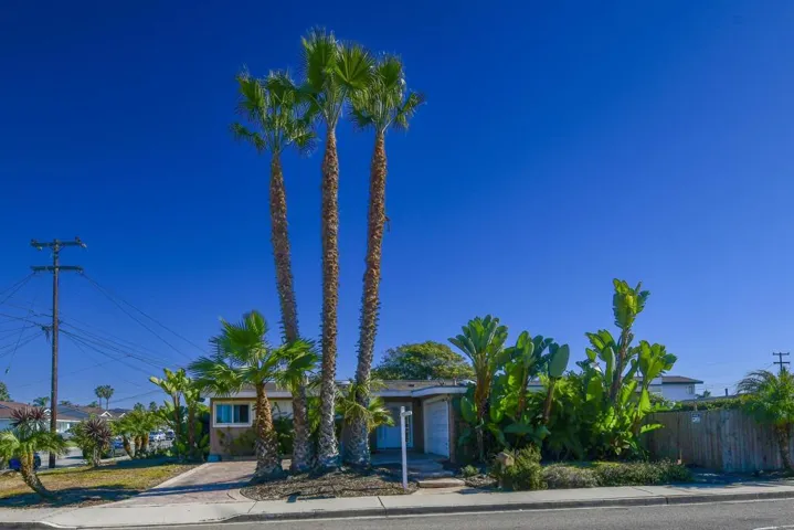 741 3rd St, Imperial Beach, California 91932