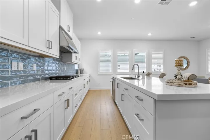 352 Merit, Irvine, California 92618
