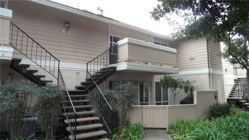 12621 Moordale Circle L, Stanton, California 90680