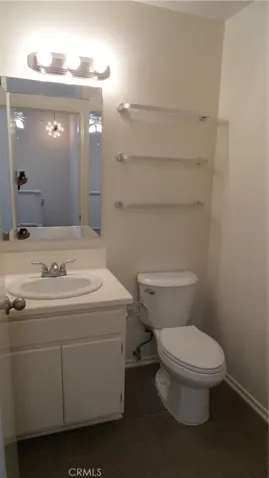 12621 Moordale Circle L, Stanton, California 90680