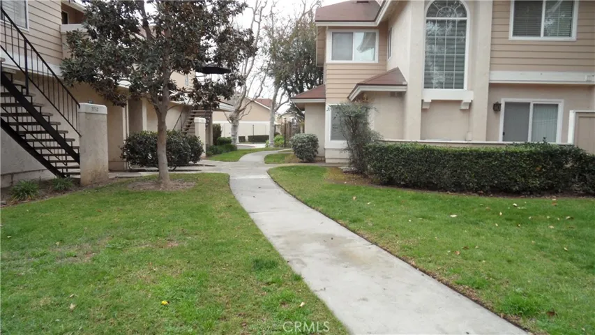 12621 Moordale Circle L, Stanton, California 90680