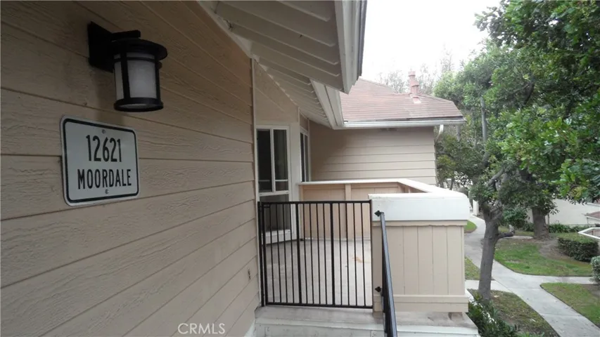 12621 Moordale Circle L, Stanton, California 90680