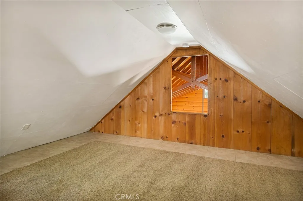 33855 Meadow Lane, Green Valley Lake, California 92341 home-pic-8