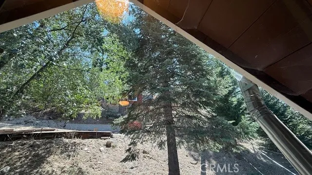 33855 Meadow Lane, Green Valley Lake, California 92341 home-pic-32