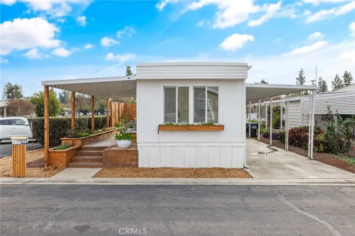 225 Akers Street 215, Visalia, California 93291