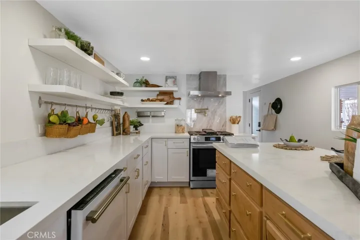 225 Akers Street 215, Visalia, California 93291