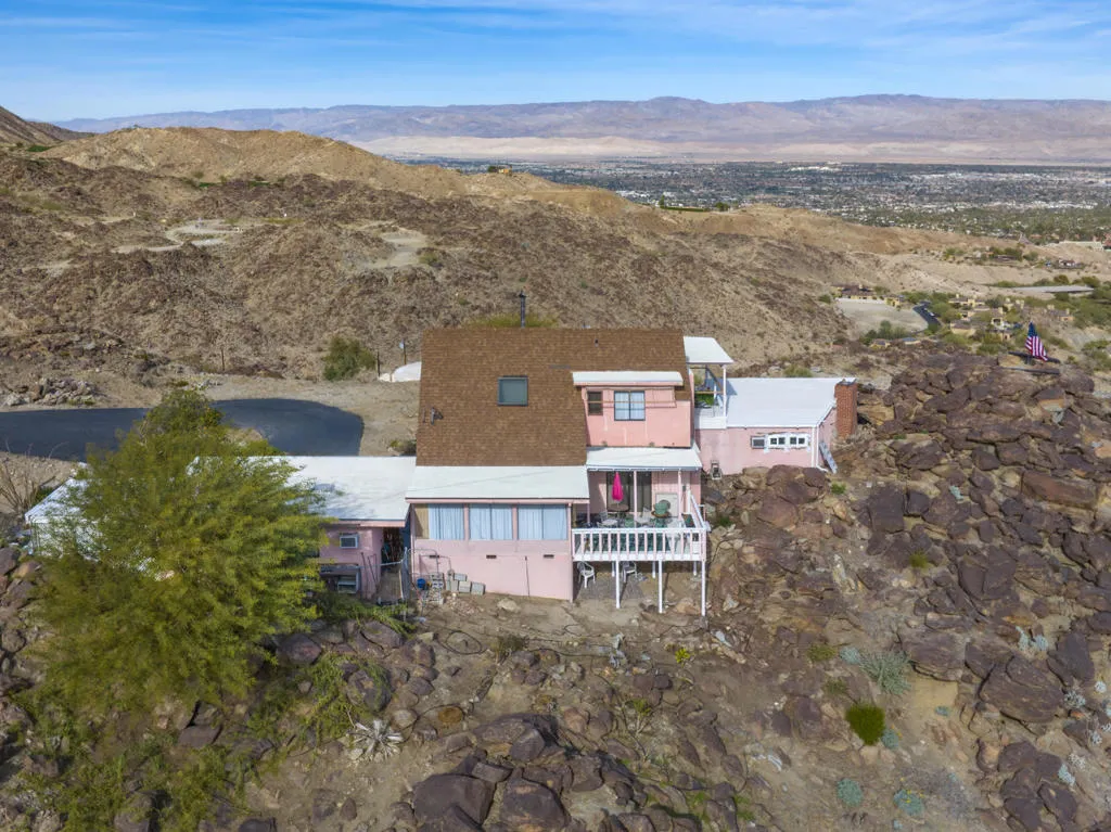 48700 Paisano Rd, Palm Desert, California 92260 home-pic-2