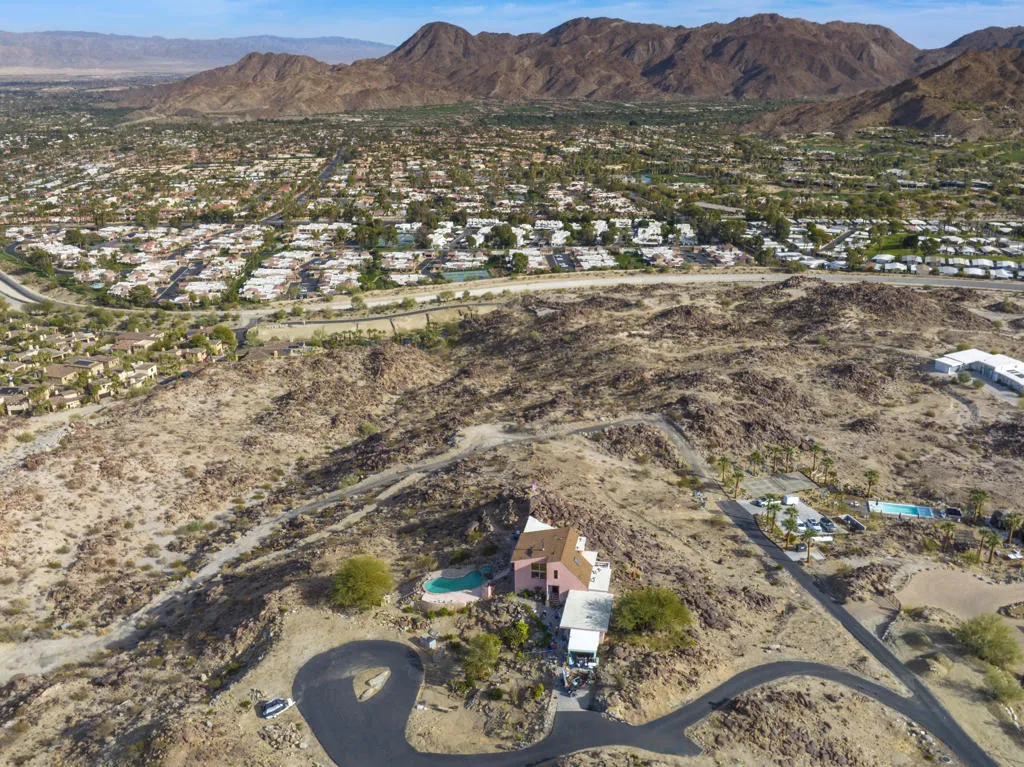 48700 Paisano Rd, Palm Desert, California 92260 home-pic-16