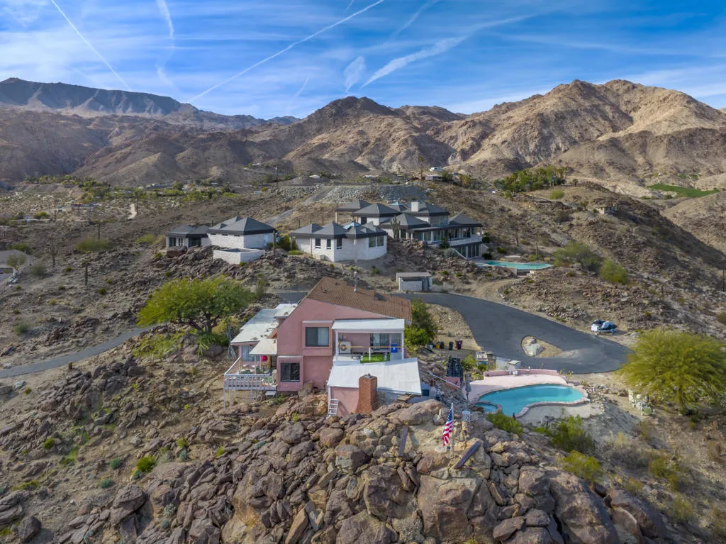 48700 Paisano Rd, Palm Desert, California 92260 home-pic-4