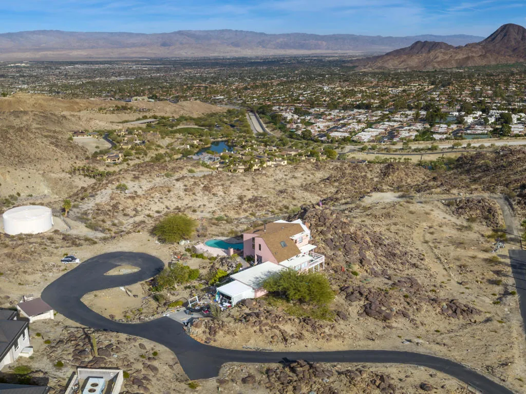 48700 Paisano Rd, Palm Desert, California 92260 home-pic-15