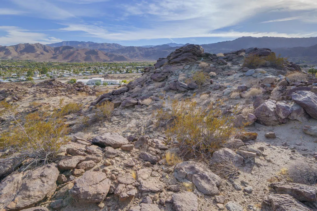 48700 Paisano Rd, Palm Desert, California 92260 home-pic-19