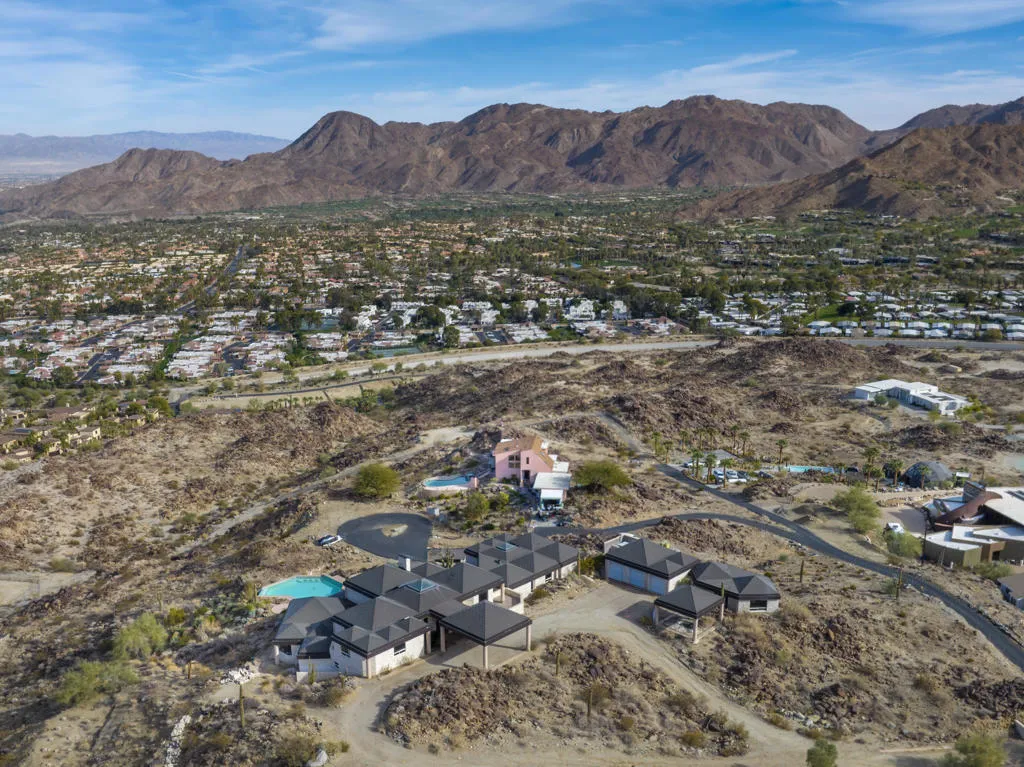 48700 Paisano Rd, Palm Desert, California 92260 home-pic-14