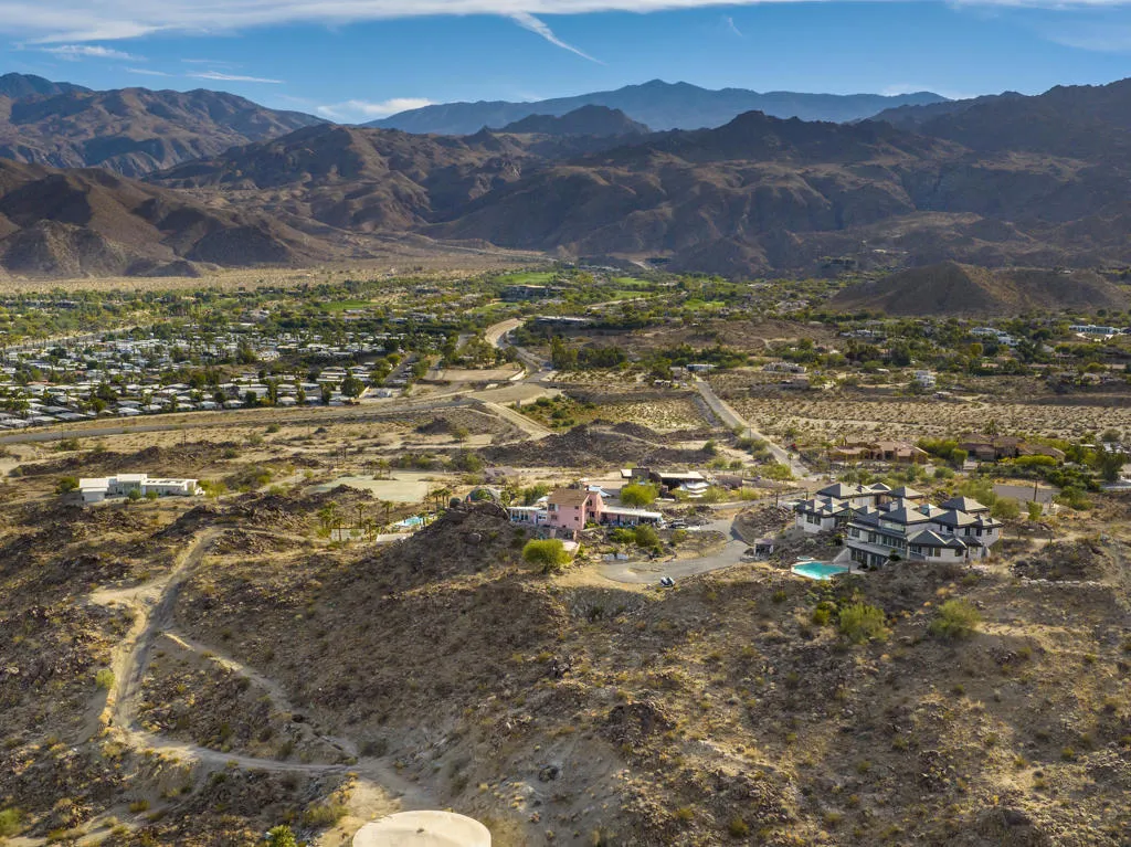 48700 Paisano Rd, Palm Desert, California 92260 home-pic-13
