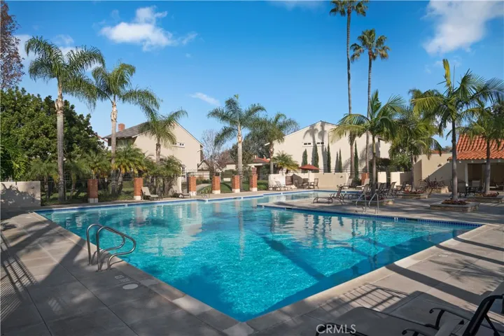 410 Vista Suerte, Newport Beach, California 92660