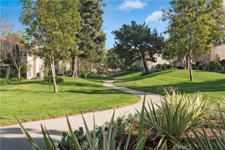 410 Vista Suerte, Newport Beach, California 92660