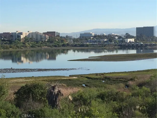 410 Vista Suerte, Newport Beach, California 92660