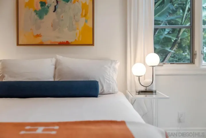 7945 Avenida Kirjah, La Jolla, California 92037