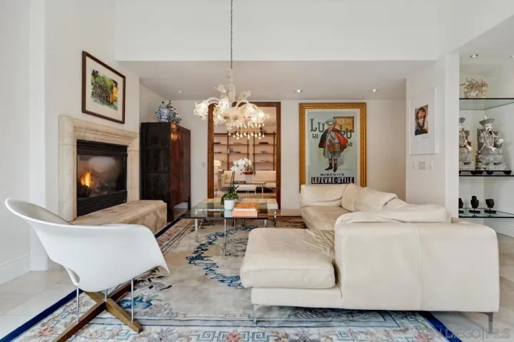 7945 Avenida Kirjah, La Jolla, California 92037